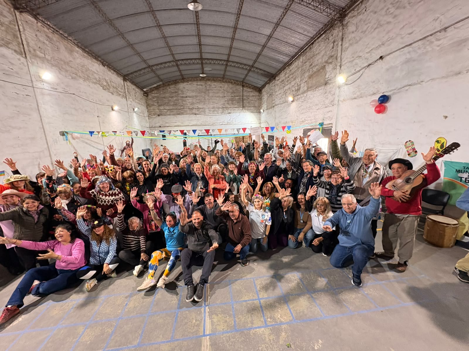 Pueblo Belgrano celebró el Día de la Primavera con sus adultos mayores